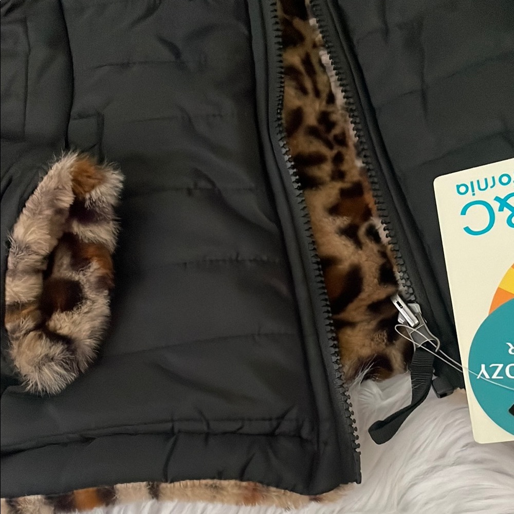 C&C California Black Puffer Jacket with Animal Print Lining - Picture 6 of 6